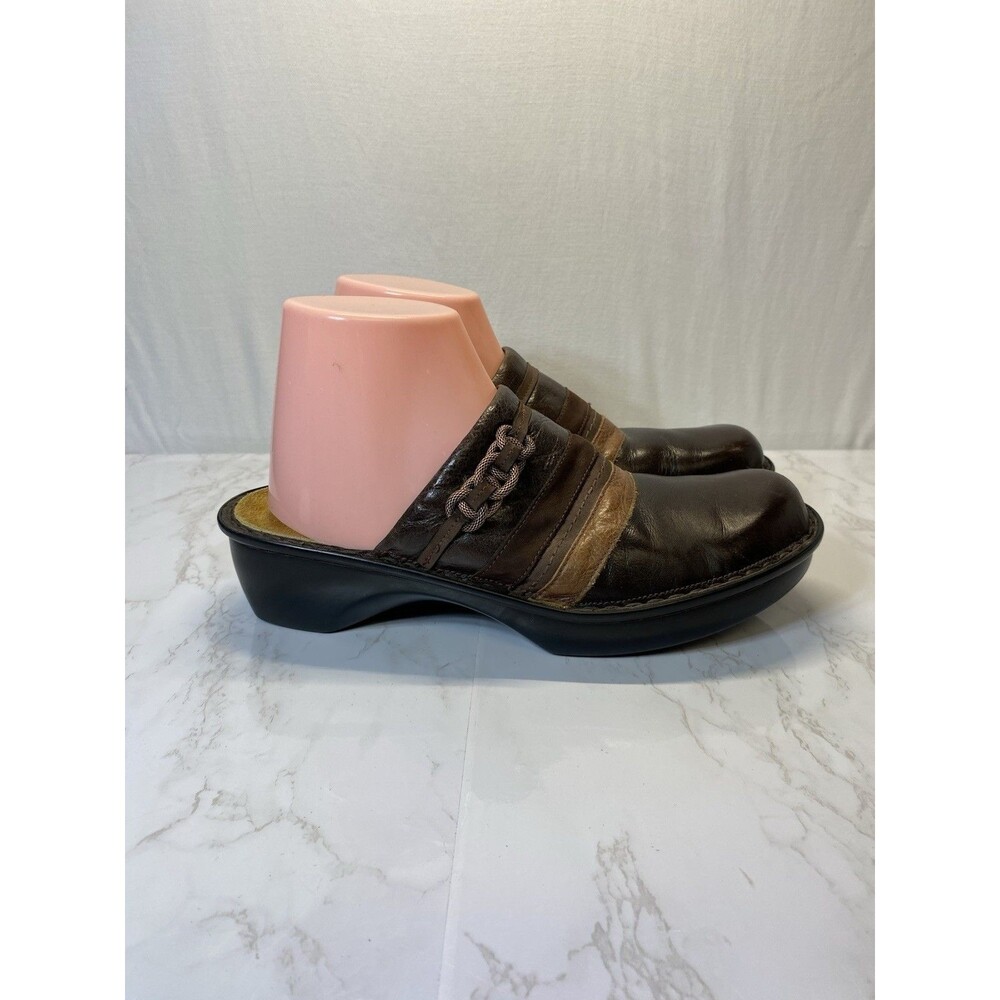 Naot sz 12 Made in Israel Clog 3-Tone Leather & Brass Trim Comfort Shoe - Picture 2 of 8